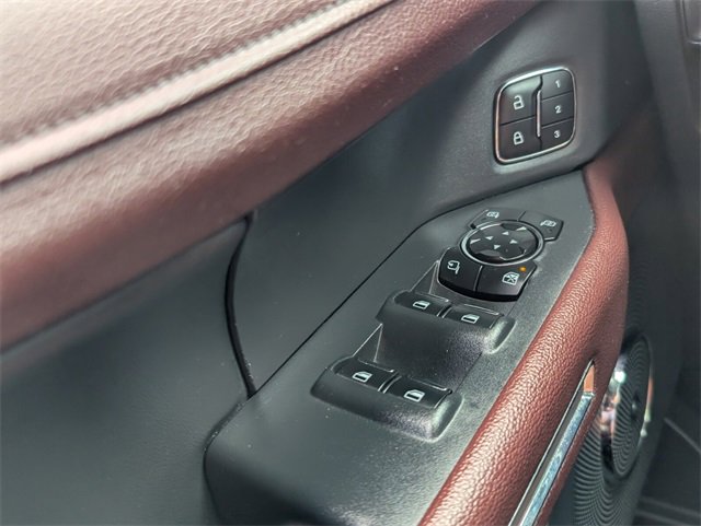 Used 2024 Ford Expedition Limited image 36