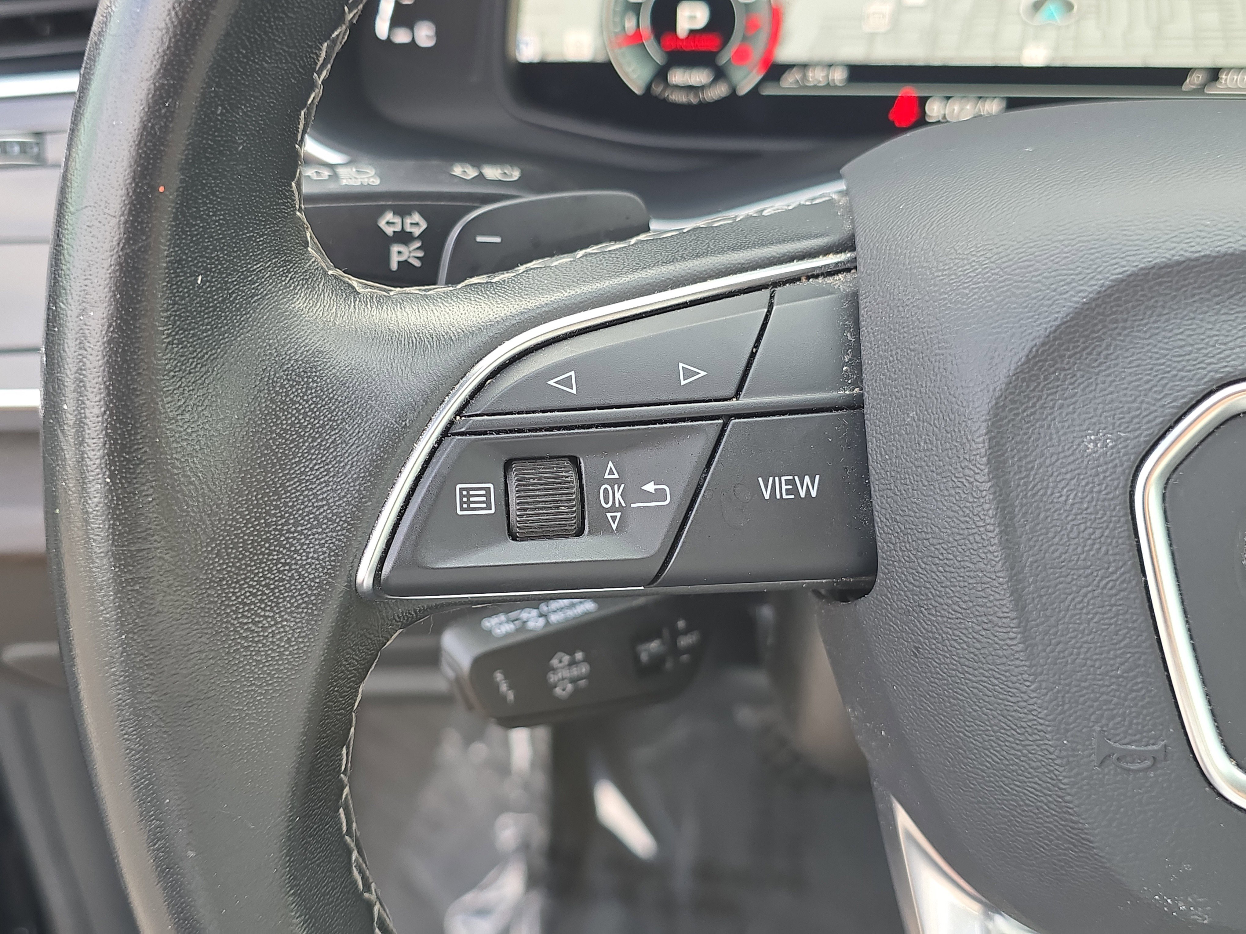 Used 2023 Audi Q8 Prestige image 30