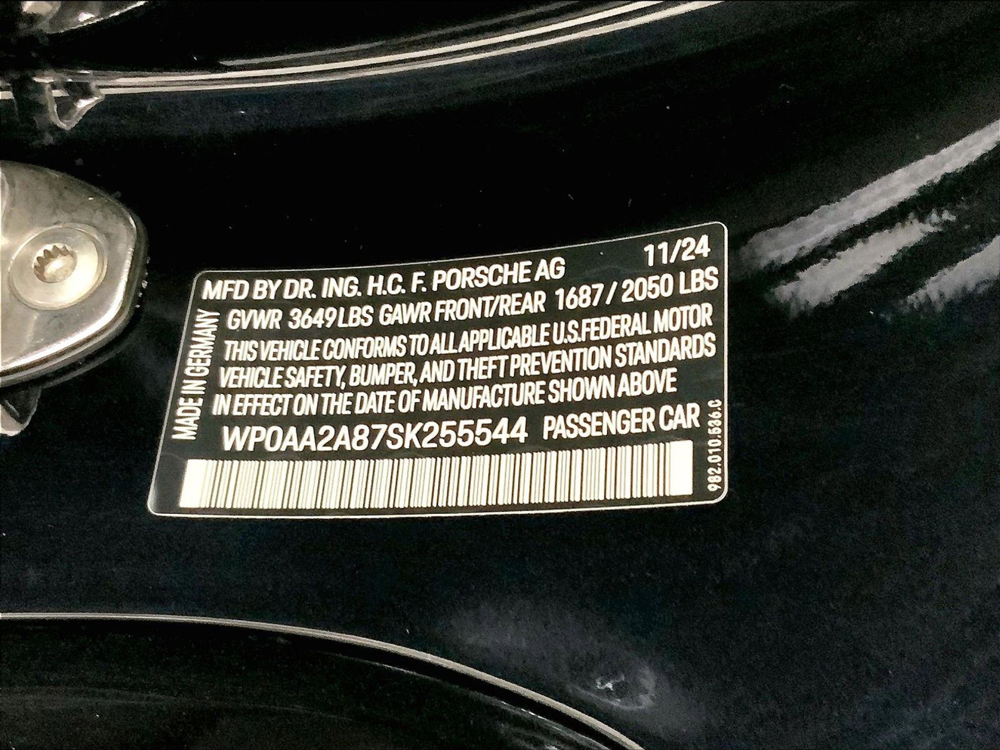 Certified 2025 Porsche 718 Cayman RWD image 27