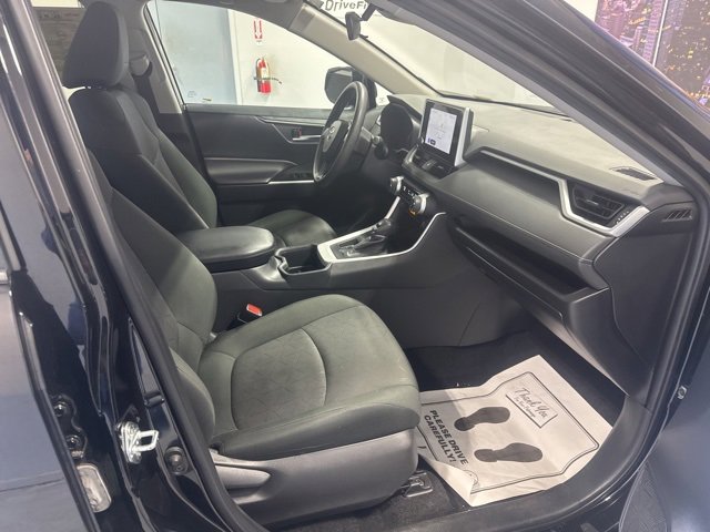 Used 2024 Toyota RAV4 XLE image 18