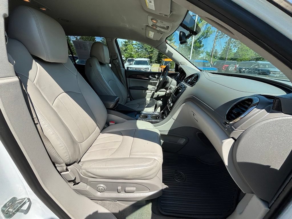 Used 2017 Buick Enclave Leather w/ Trailering Package FWD image 17
