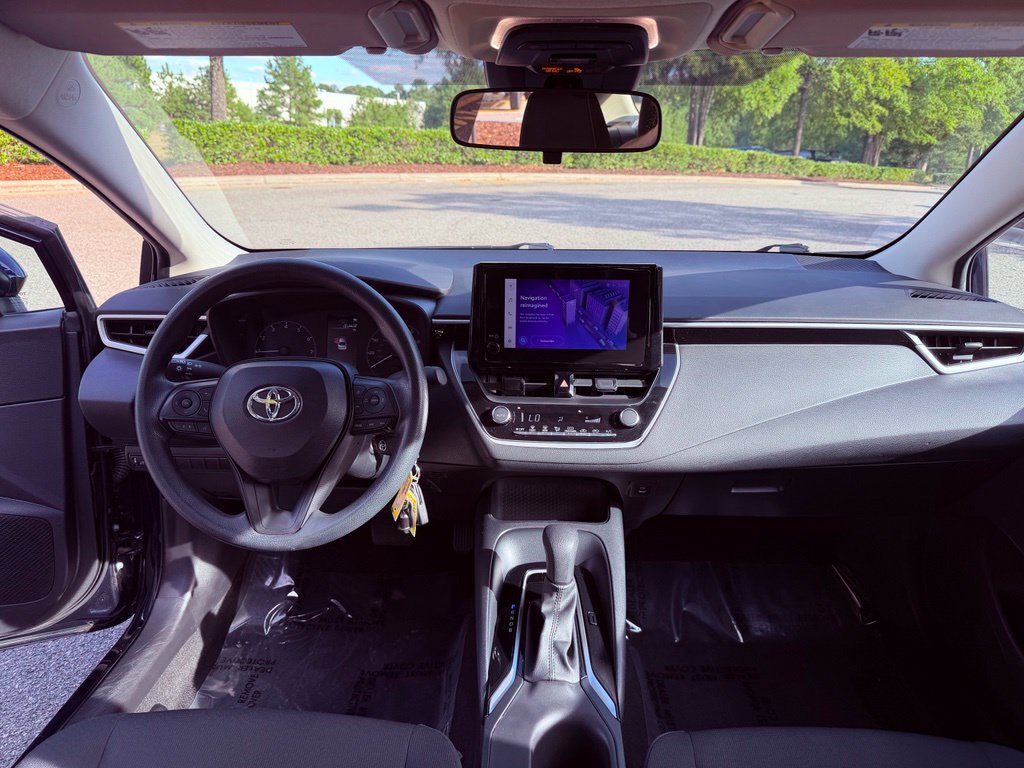 Used 2023 Toyota Corolla LE FWD image 8