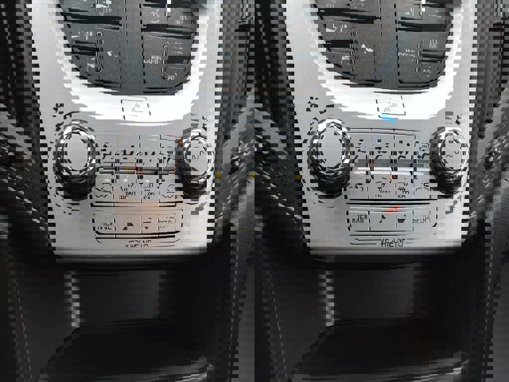 Used 2016 Chevrolet Equinox LS image 20