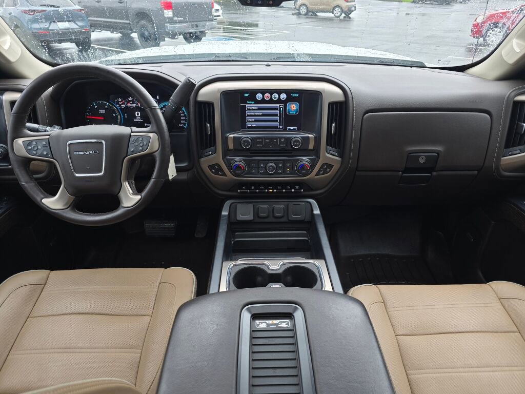 Used 2017 GMC Sierra 3500 Denali w/ Duramax Plus Package image 15