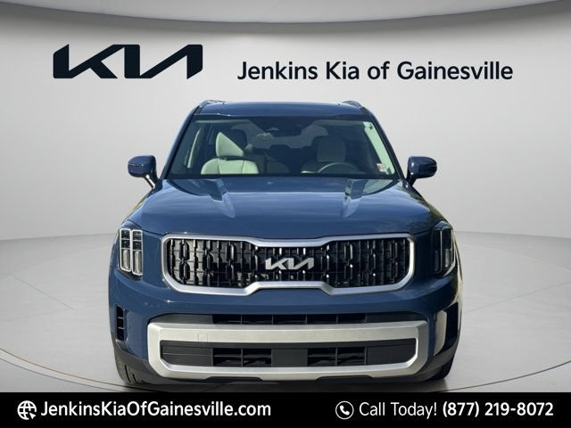 Used 2025 Kia Telluride EX FWD image 8