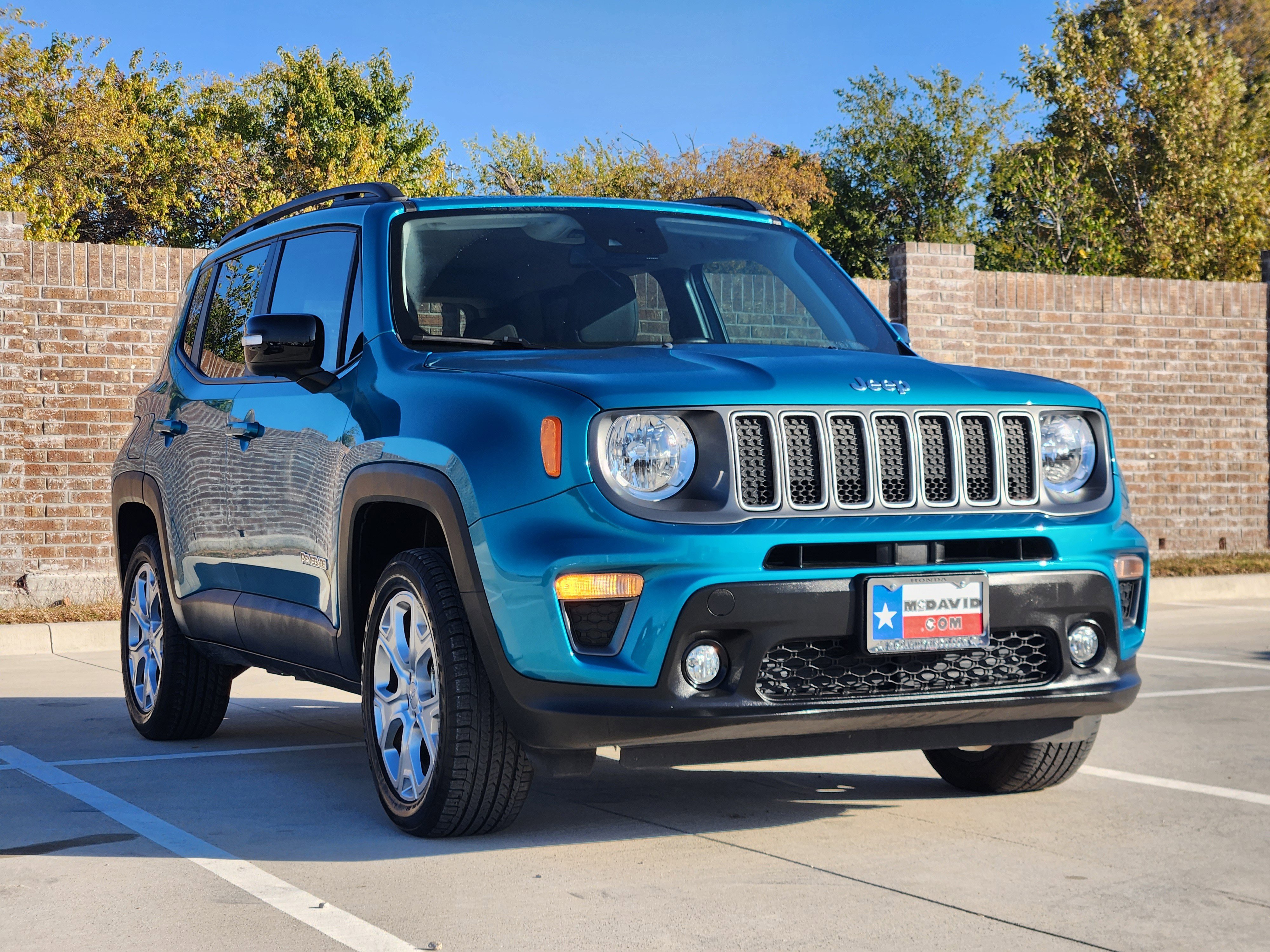 Used 2022 Jeep Renegade Limited image 4