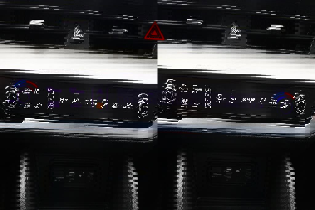 Used 2023 Kia Sportage EX image 23