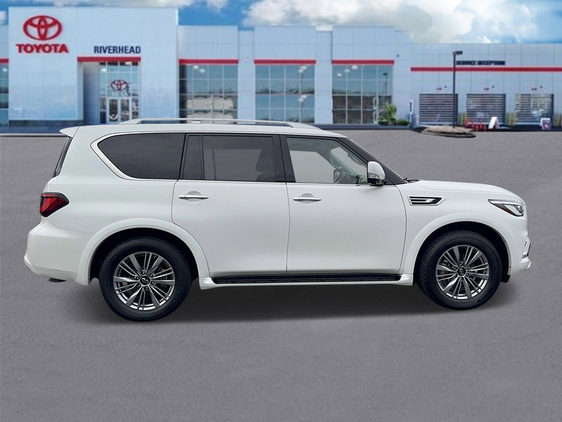 Used 2021 INFINITI QX80 Luxe w/ Cargo Package image 2