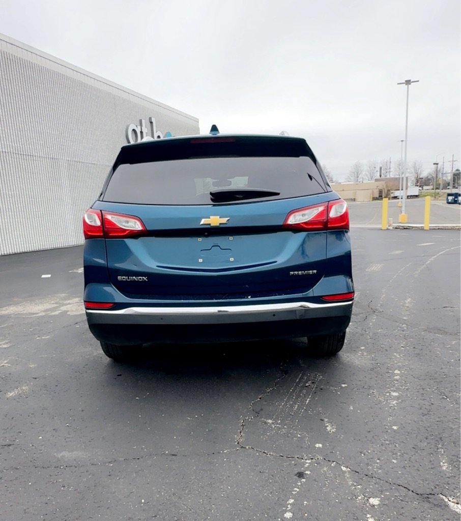 Used 2019 Chevrolet Equinox Premier FWD image 4