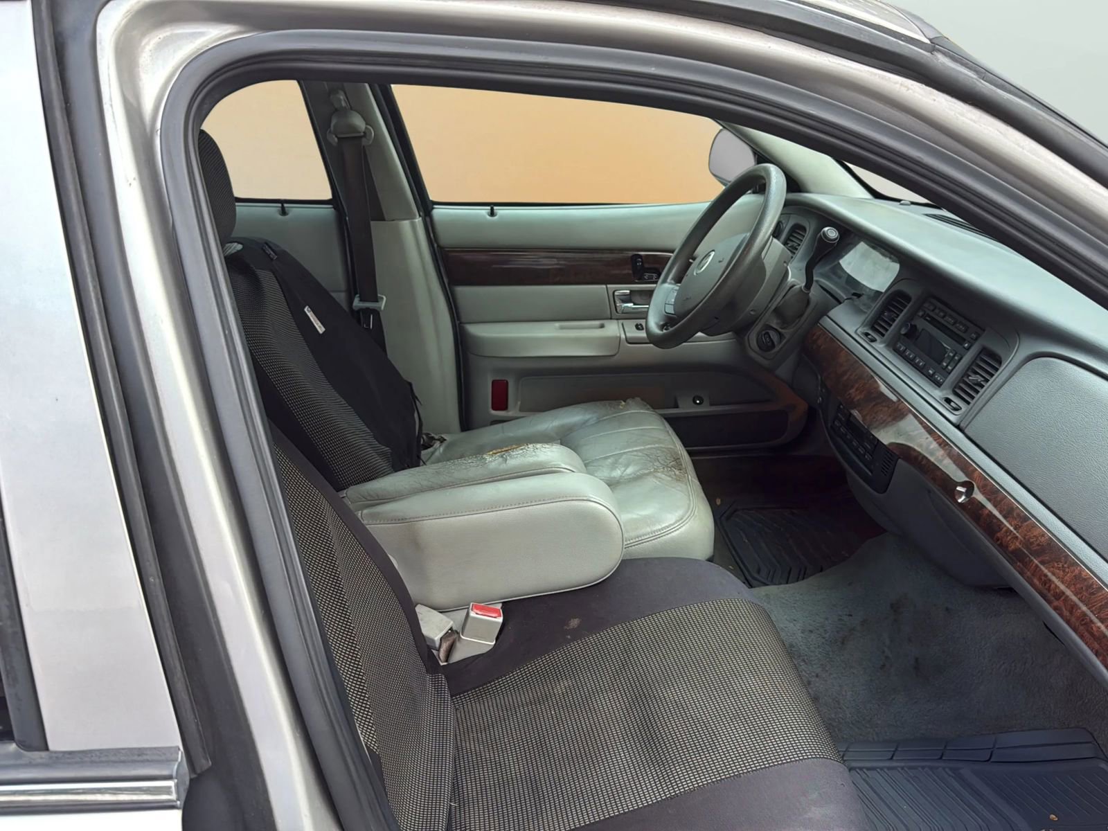 Used 2005 Mercury Grand Marquis LS image 20