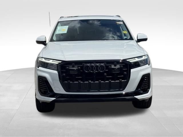 Used 2025 Audi Q7 3.0T Prestige AWD/4WD image 11