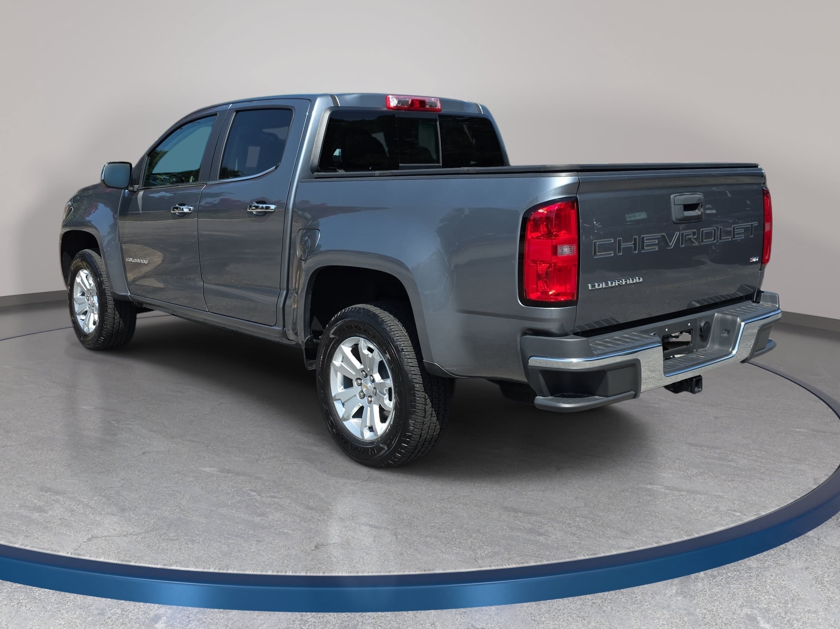 Used 2022 Chevrolet Colorado LT w/ Luxury Package RWD image 7