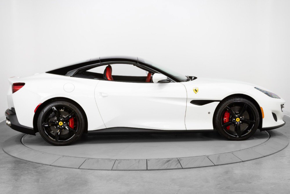 Certified 2020 Ferrari Portofino image 16