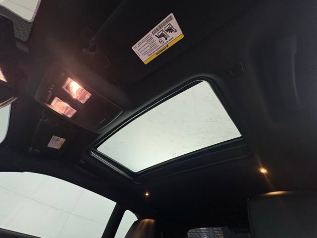 Used 2022 Dodge Challenger R/T Scat Pack image 21