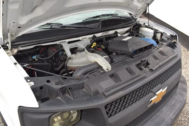 Used 2006 Chevrolet Express 3500 RWD image 29