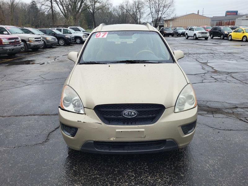 Used 2007 Kia Rondo LX w/ Convenience Pkg image 2
