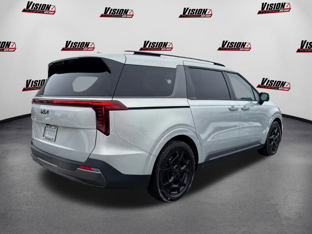 New 2025 Kia Carnival SX Prestige image 5