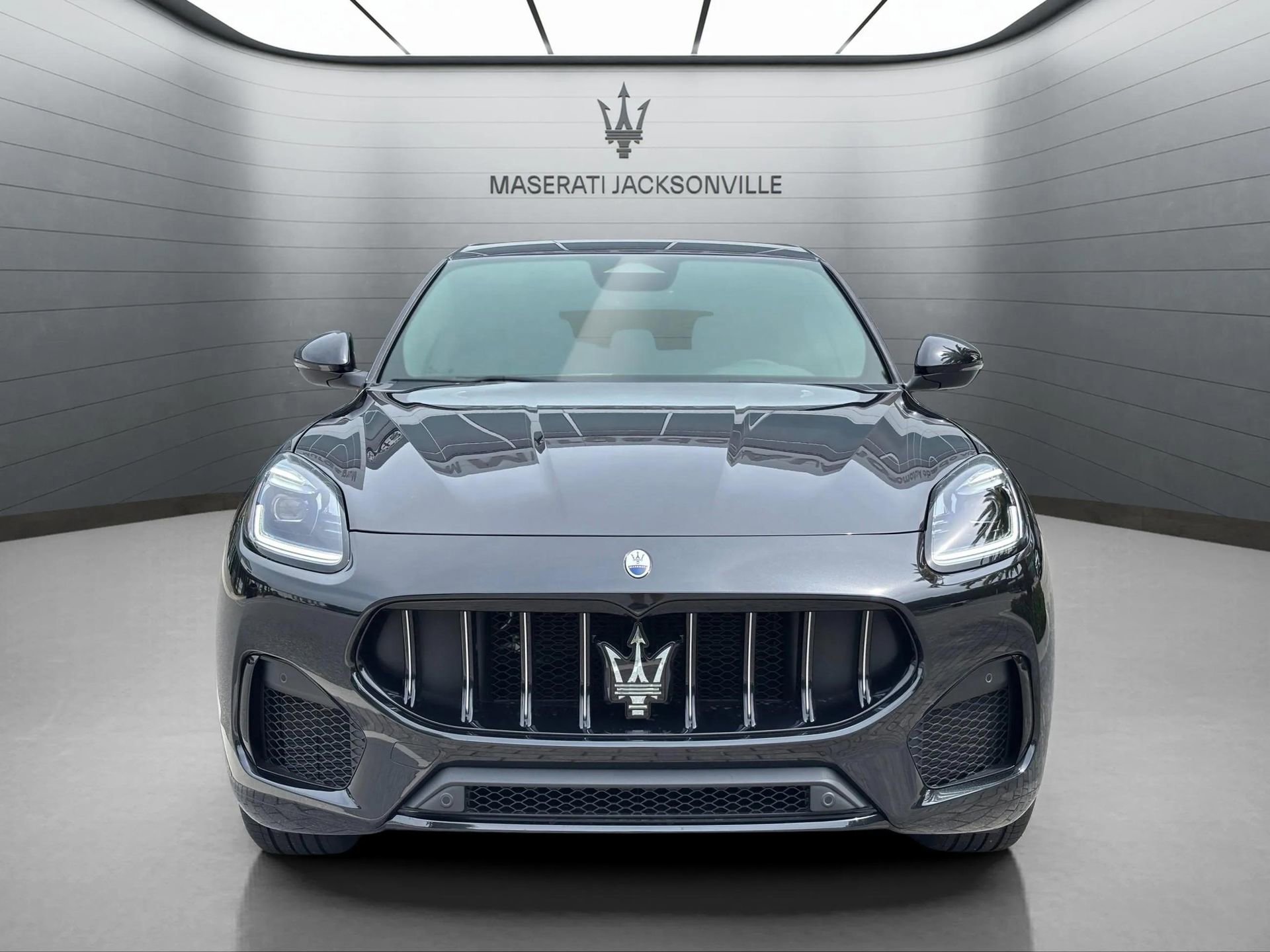 New 2025 Maserati Grecale Modena image 8