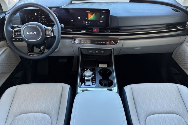 New 2026 Kia Carnival SX FWD image 15