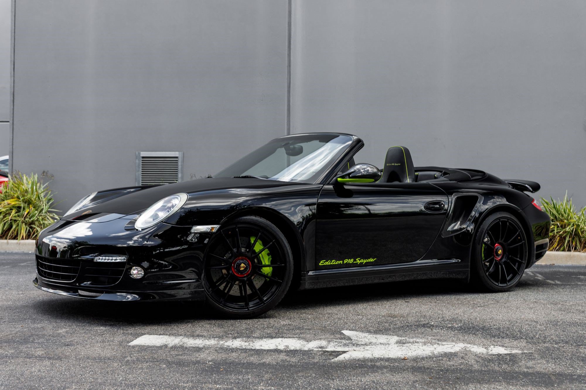 Used 2012 Porsche 911 Turbo S AWD/4WD image 50