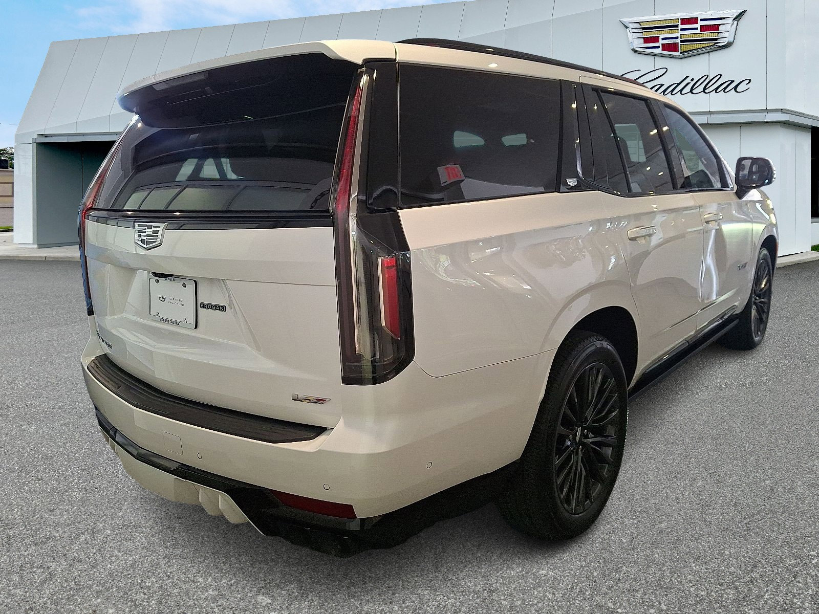 Used 2024 Cadillac Escalade V w/ LPO, Floor Liner Package image 3