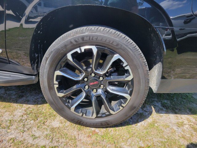 Used 2022 GMC Yukon XL SLT AWD/4WD image 8