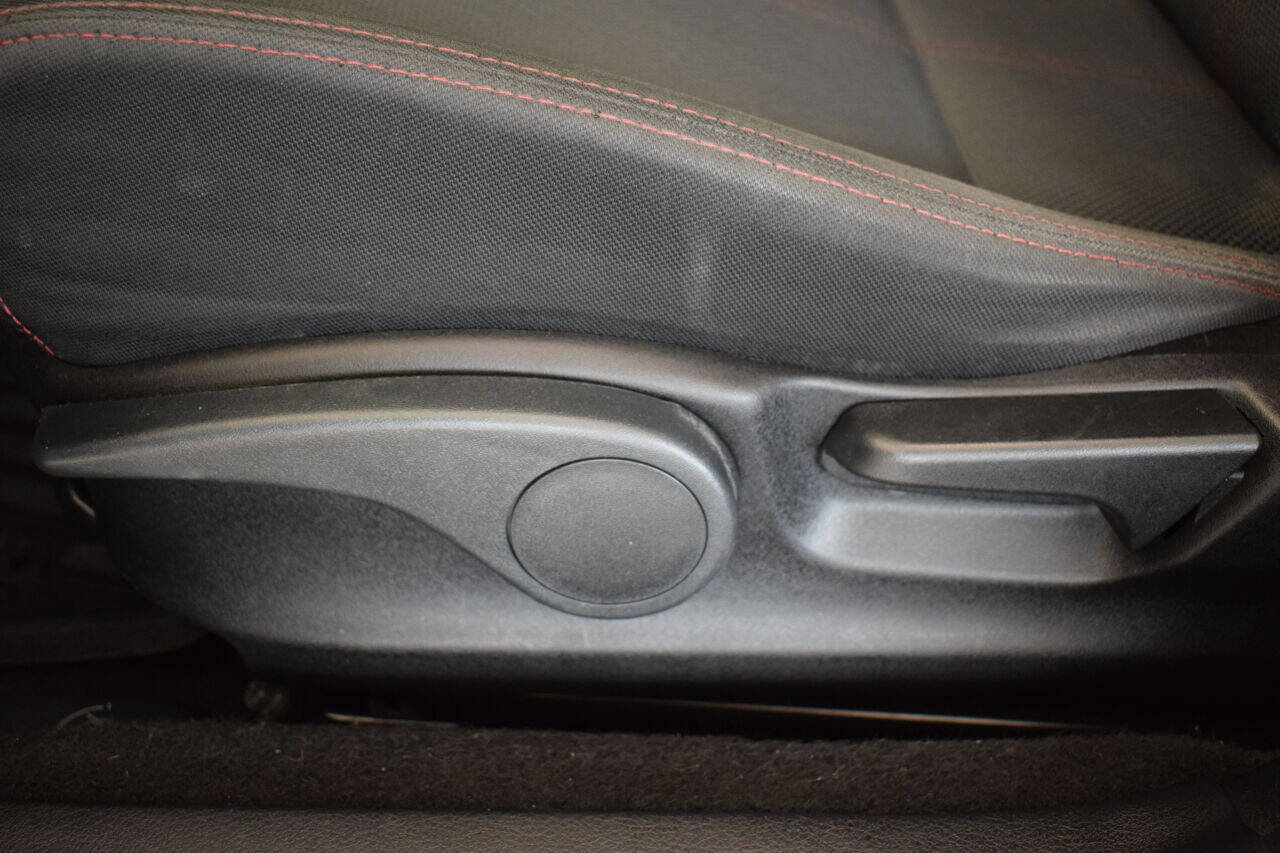 Used 2012 Subaru Impreza WRX Sedan image 25