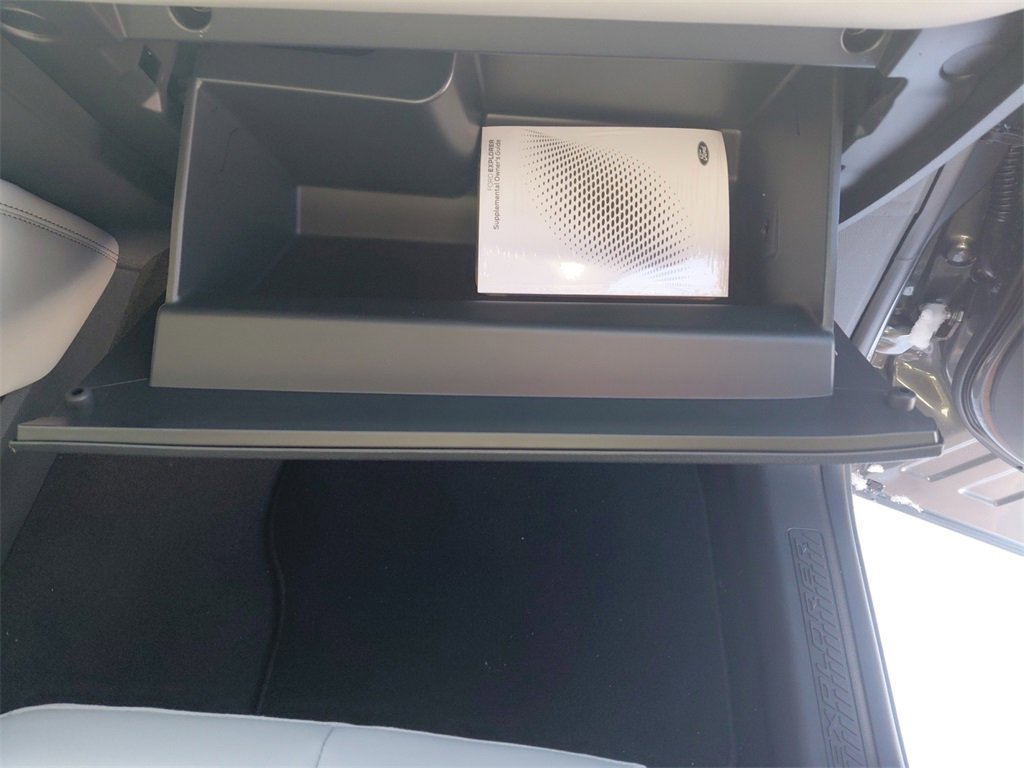 New 2026 Ford Explorer Active image 16