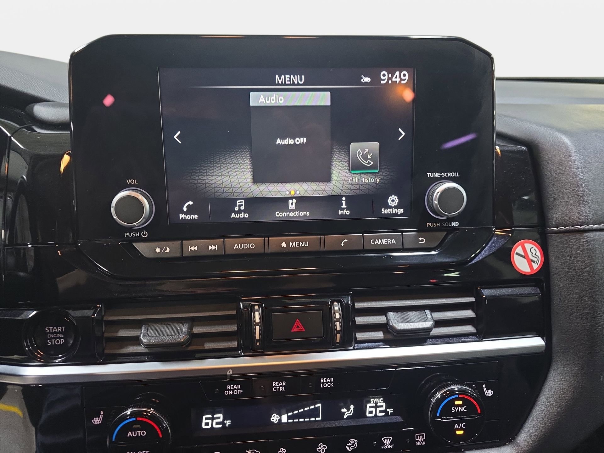 Used 2025 Nissan Pathfinder SV FWD image 20