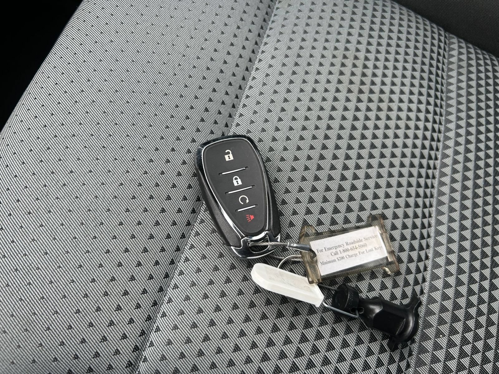 Used 2025 Chevrolet Trax LT w/ LT Convenience Package FWD image 18