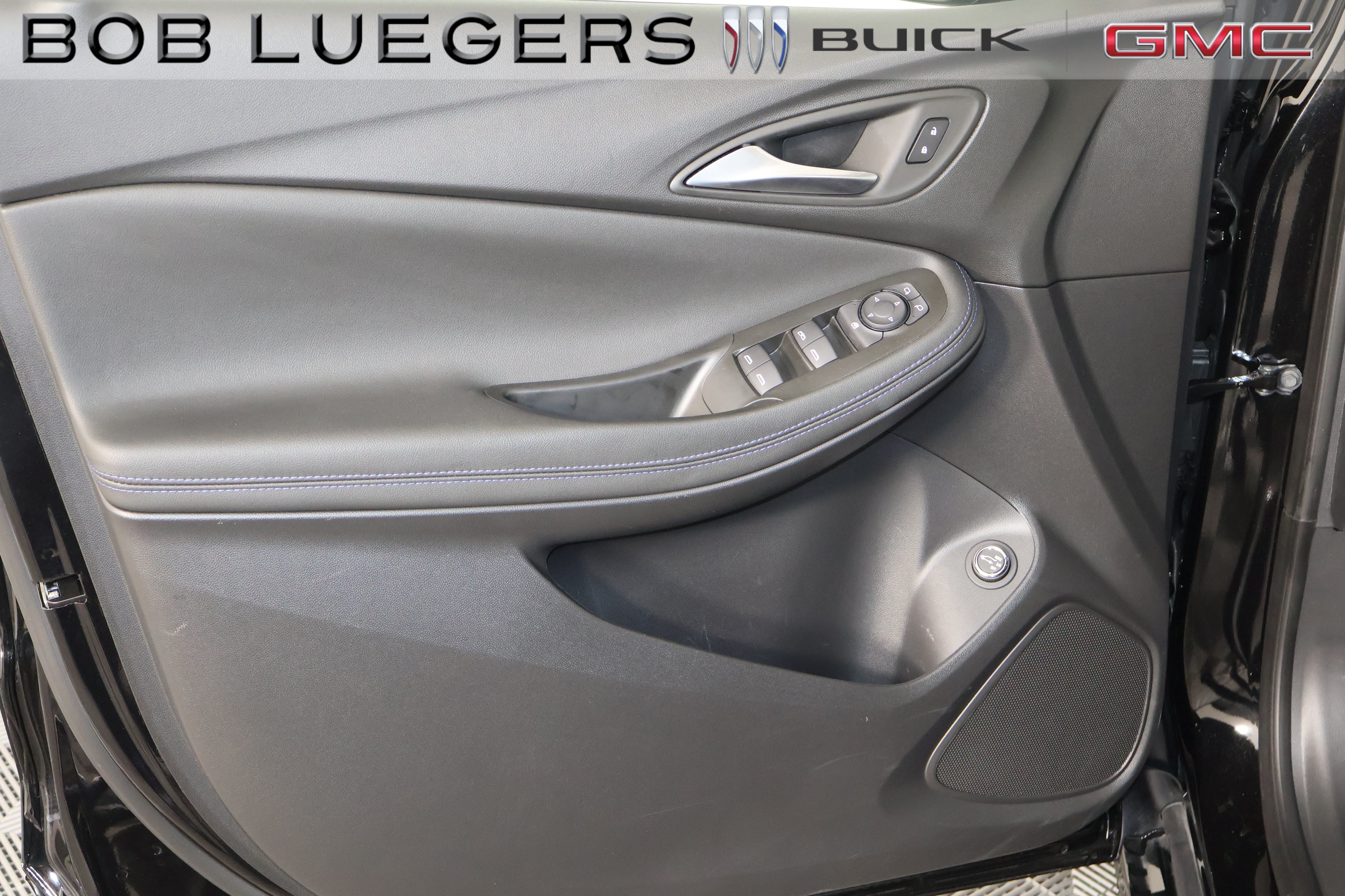 Certified 2026 Buick Encore GX Sport Touring w/ Comfort Package FWD image 6