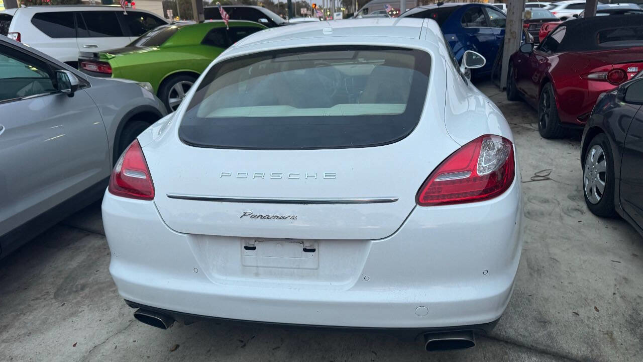 Used 2011 Porsche Panamera 4 AWD/4WD image 5