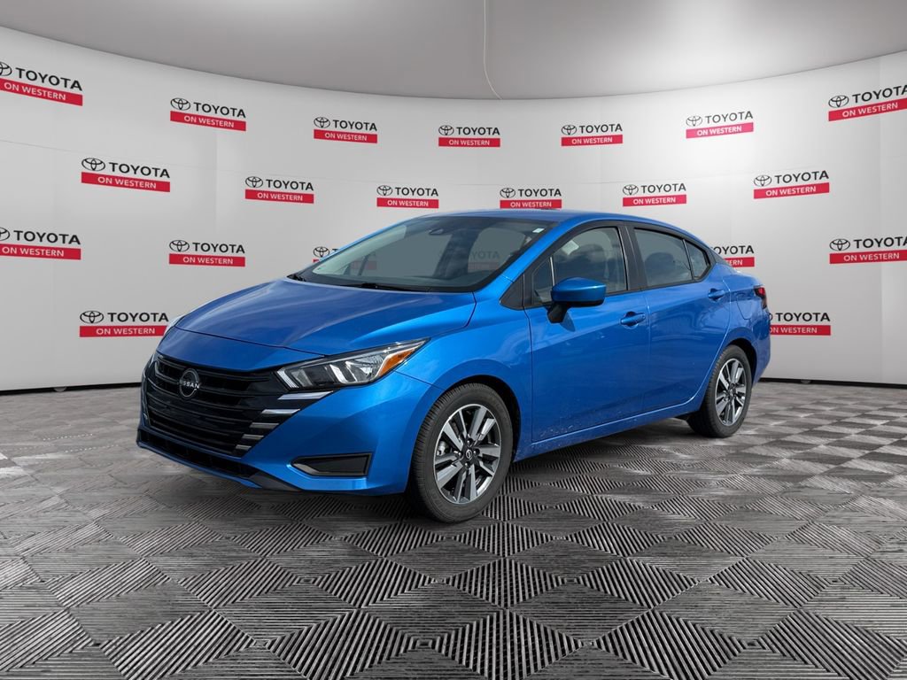 Used 2023 Nissan Versa SV image 7