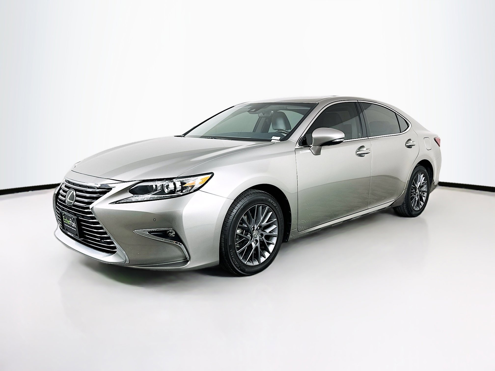 Used 2018 Lexus ES 350 image 3