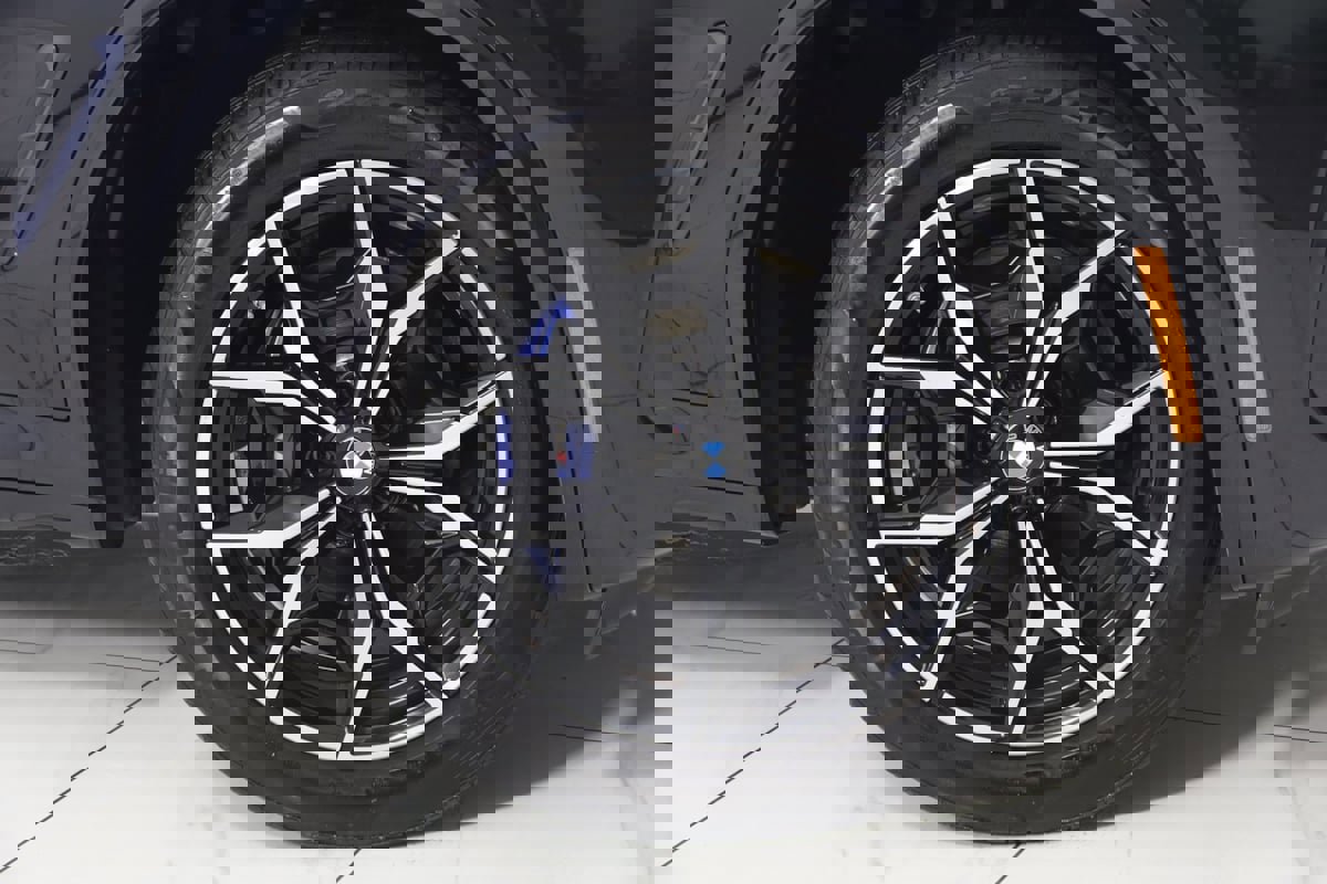 Used 2022 BMW X3 xDrive30i w/ M Sport Package image 15