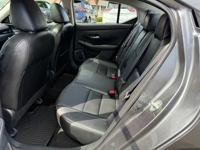 Used 2025 Nissan Sentra SR w/ SR Premium Package FWD image 25