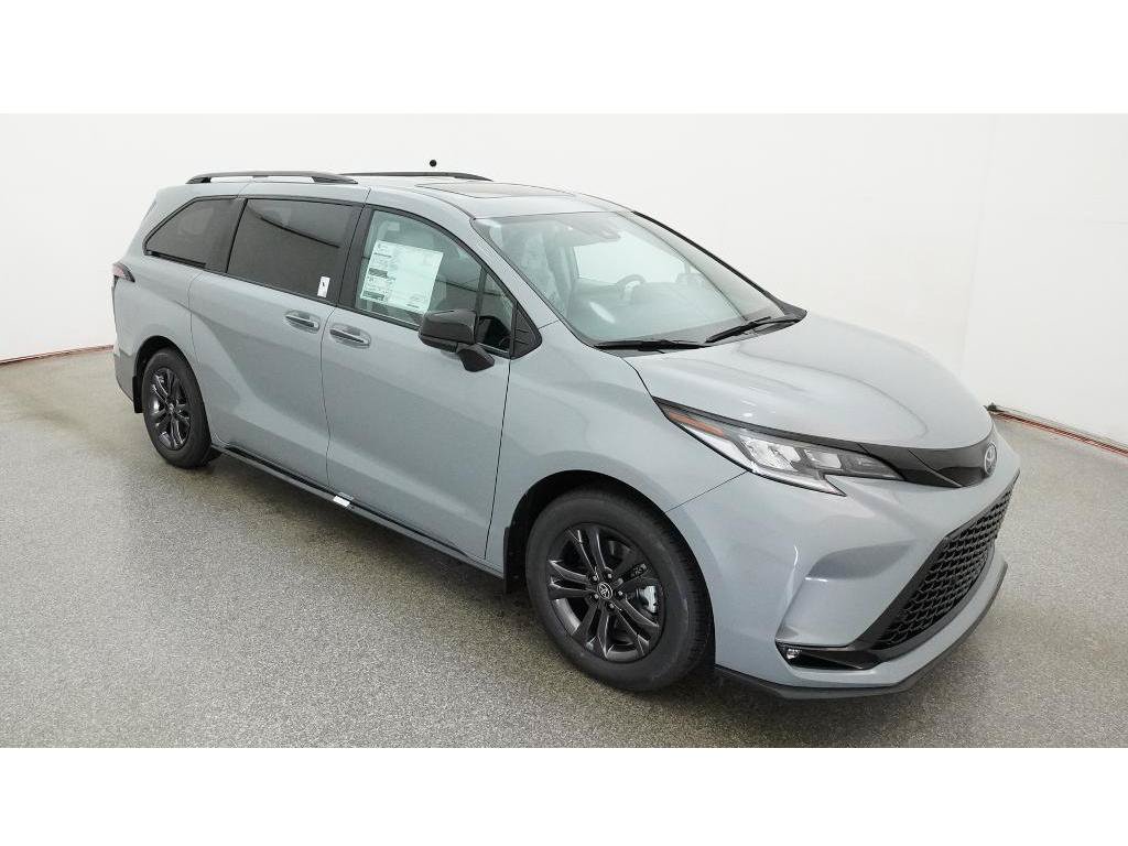 New 2026 Toyota Sienna XSE AWD/4WD image 13