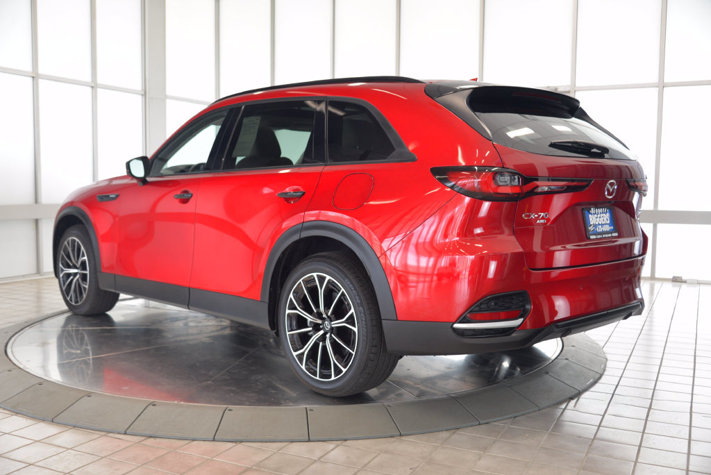 Certified 2025 MAZDA CX-70 Plug-In Hybrid w/ Premium Pkg AWD/4WD image 6