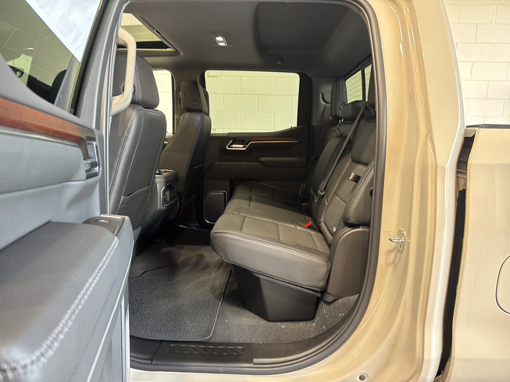 New 2026 GMC Sierra 1500 Denali w/ Technology Package AWD/4WD image 13