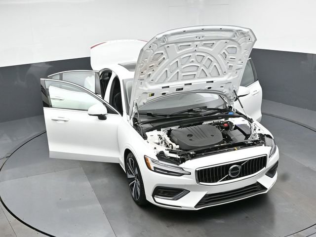 Used 2023 Volvo S60 B5 Ultimate image 37
