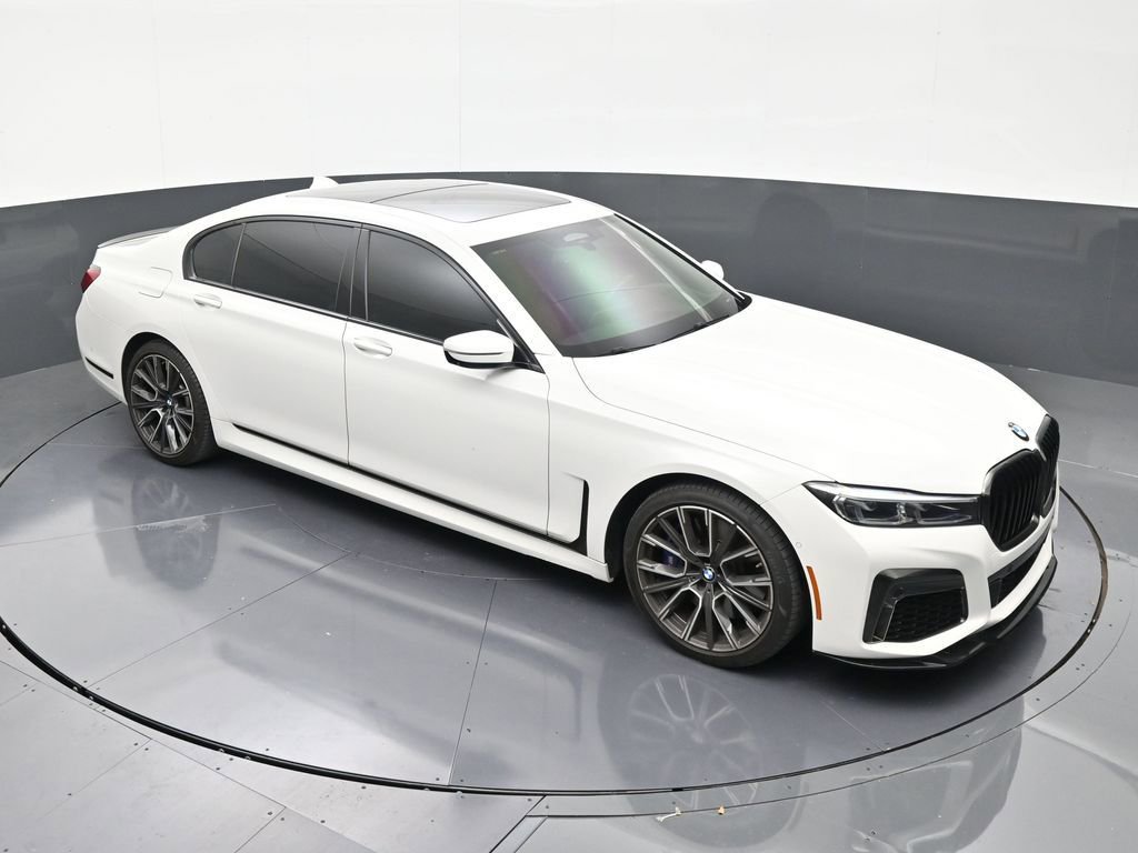 Used 2021 BMW 750i xDrive w/ M Sport Package AWD/4WD image 18