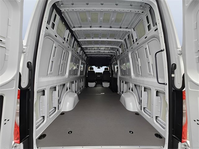 New 2025 Mercedes-Benz Sprinter 2500 image 10