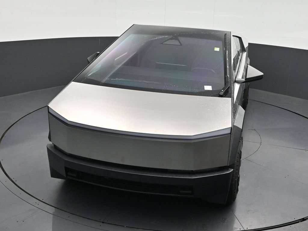 Used 2024 Tesla Cybertruck AWD Crew Cab image 21