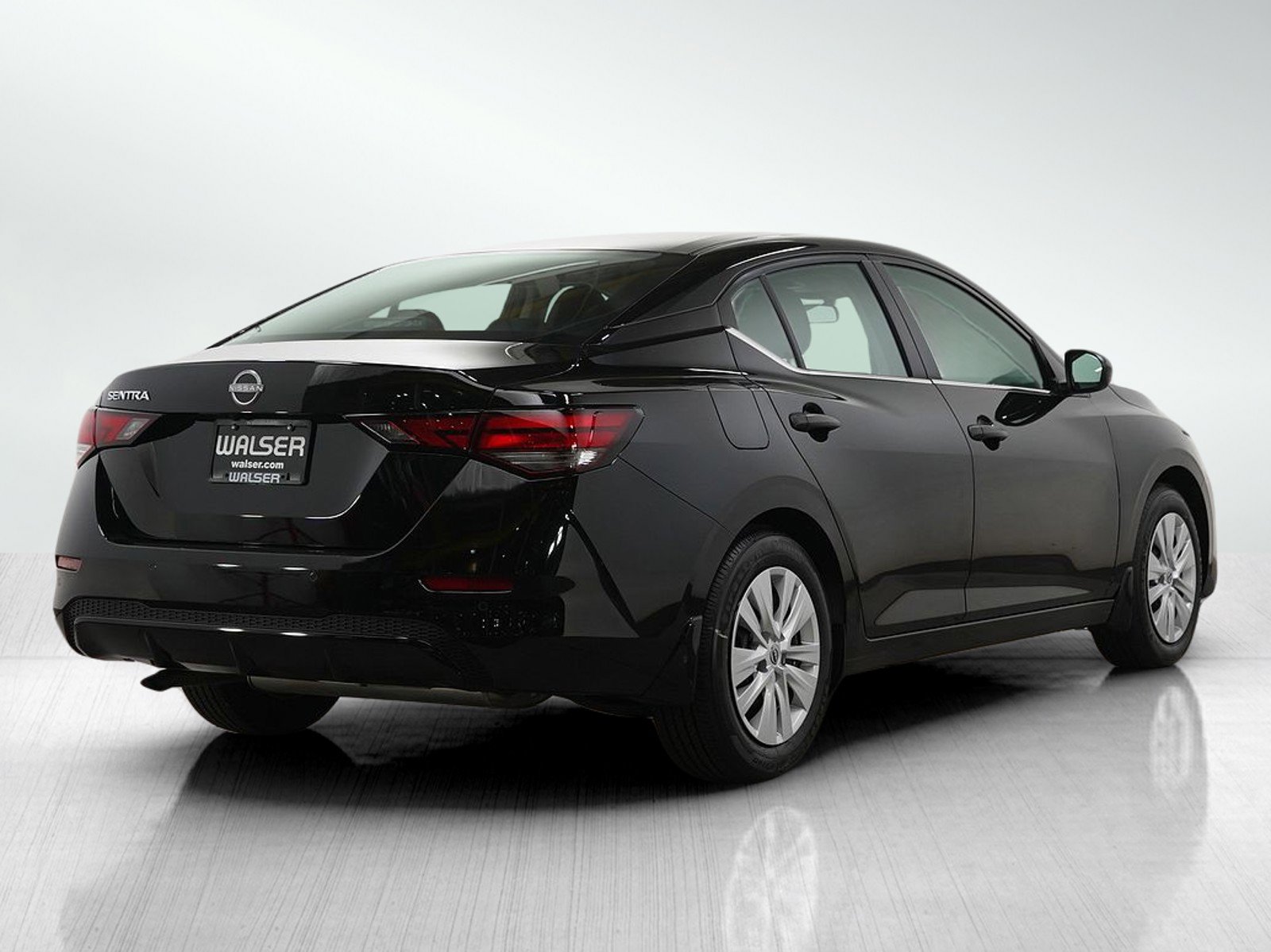 Used 2025 Nissan Sentra S FWD image 5