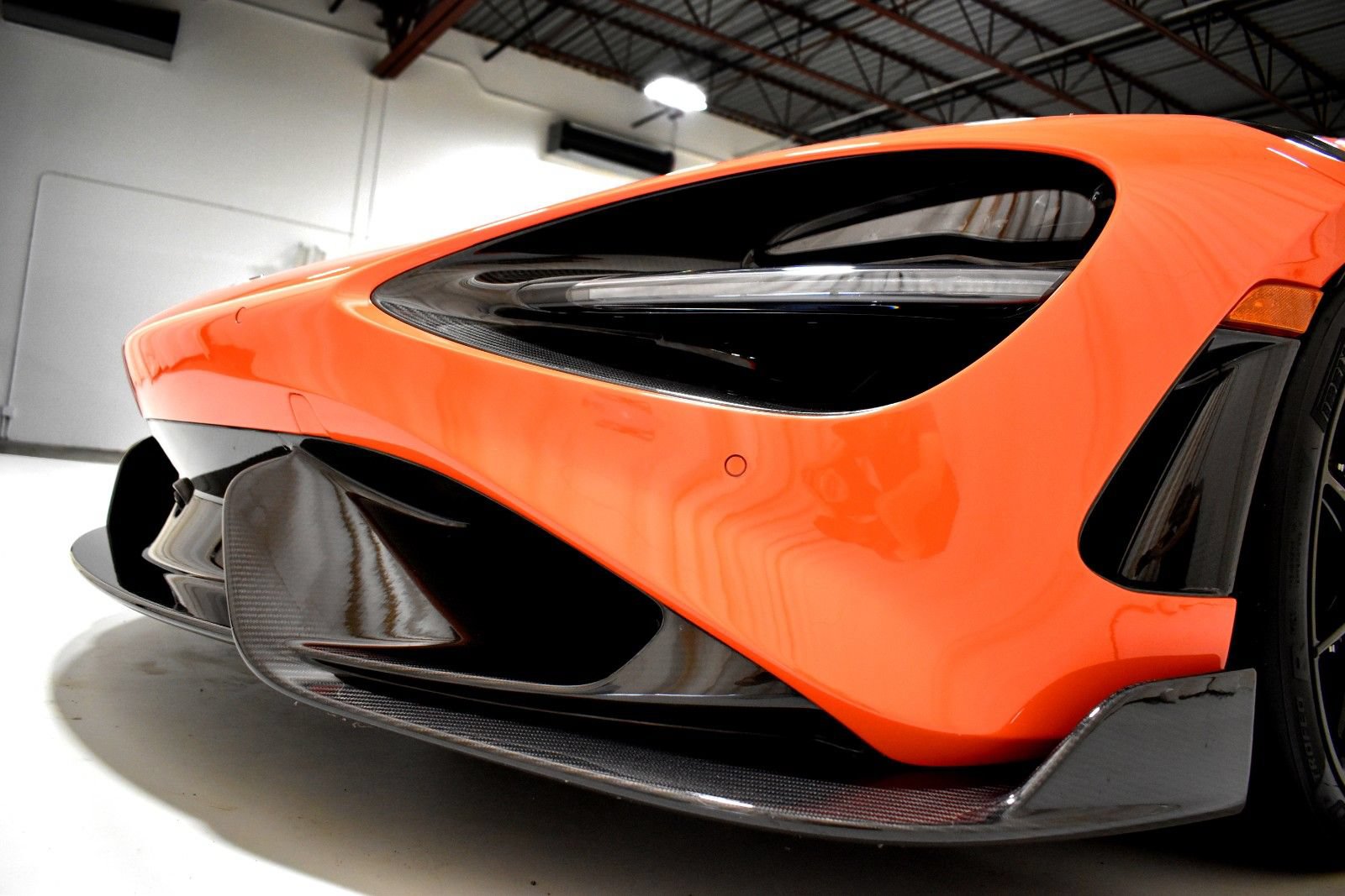 Used 2021 McLaren 765LT RWD image 15
