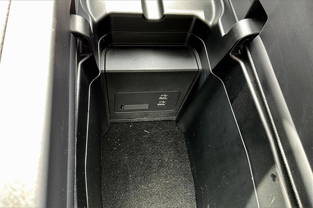 Used 2024 MAZDA CX-50 2.5 Turbo w/ Premium Plus Pkg image 16