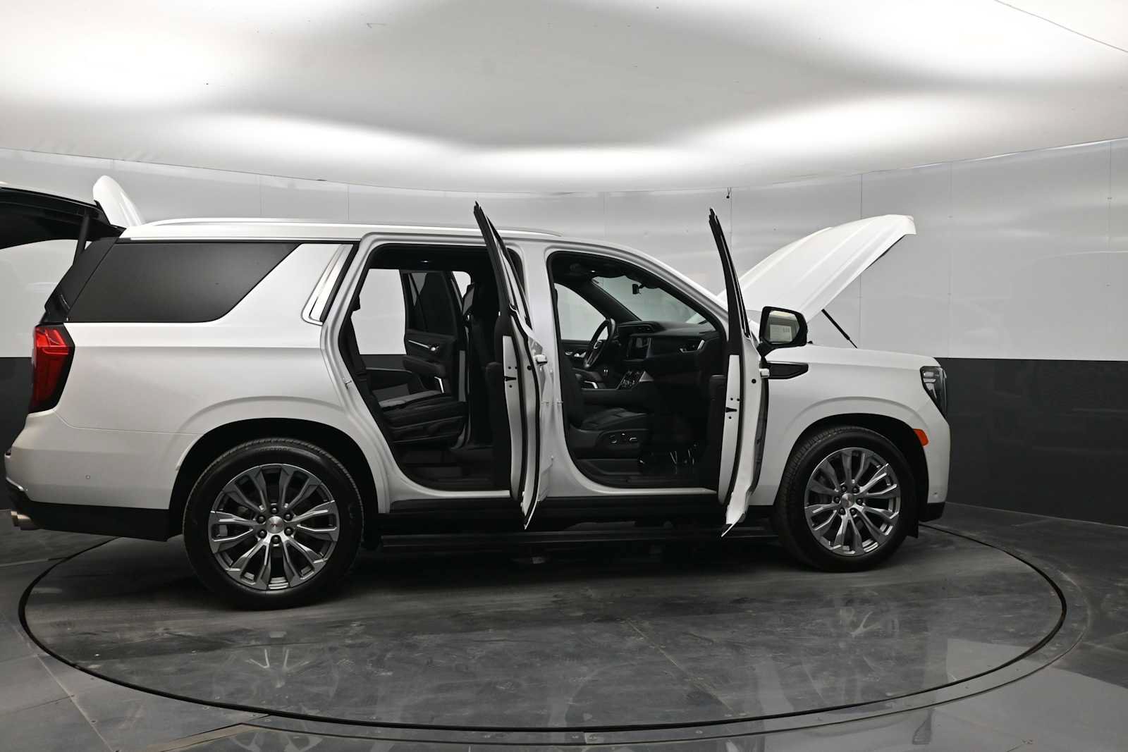 Used 2023 GMC Yukon Denali w/ Denali Reserve Package AWD/4WD image 49