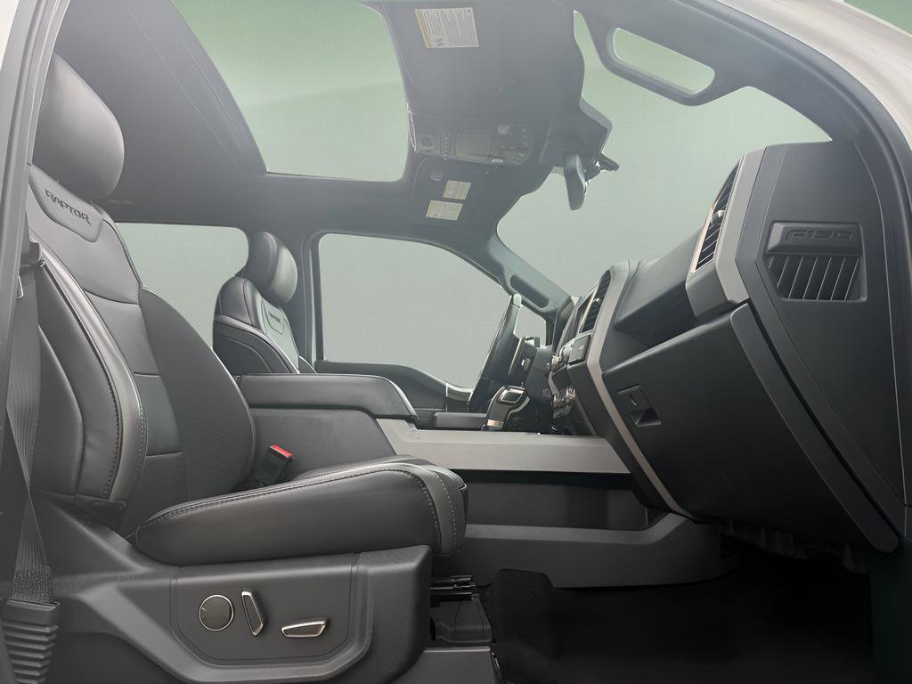 Used 2019 Ford F150 Raptor w/ Equipment Group 802A Luxury image 15