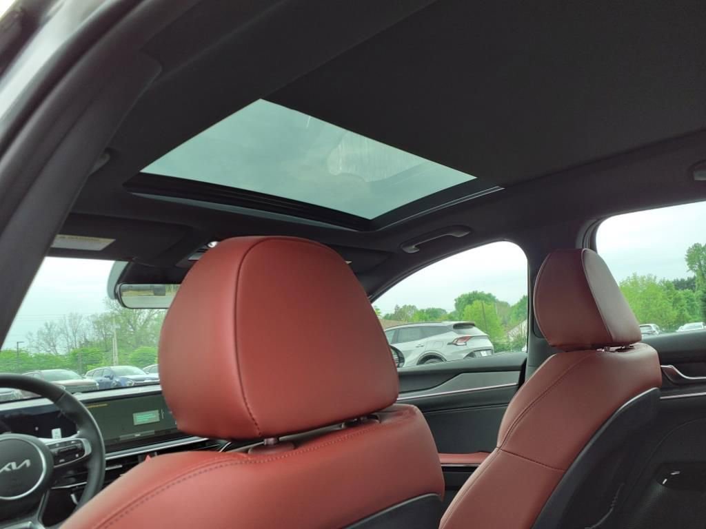 New 2025 Kia K5 GT-Line w/ GT-Line Premium Package image 12