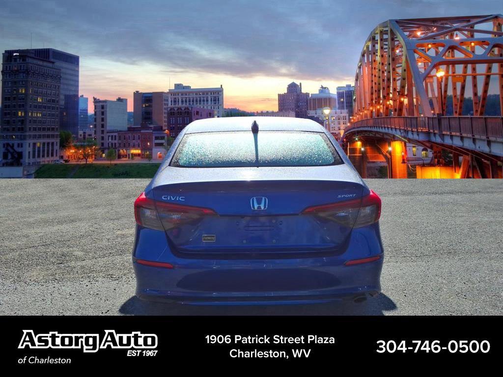 Used 2022 Honda Civic Sport image 4